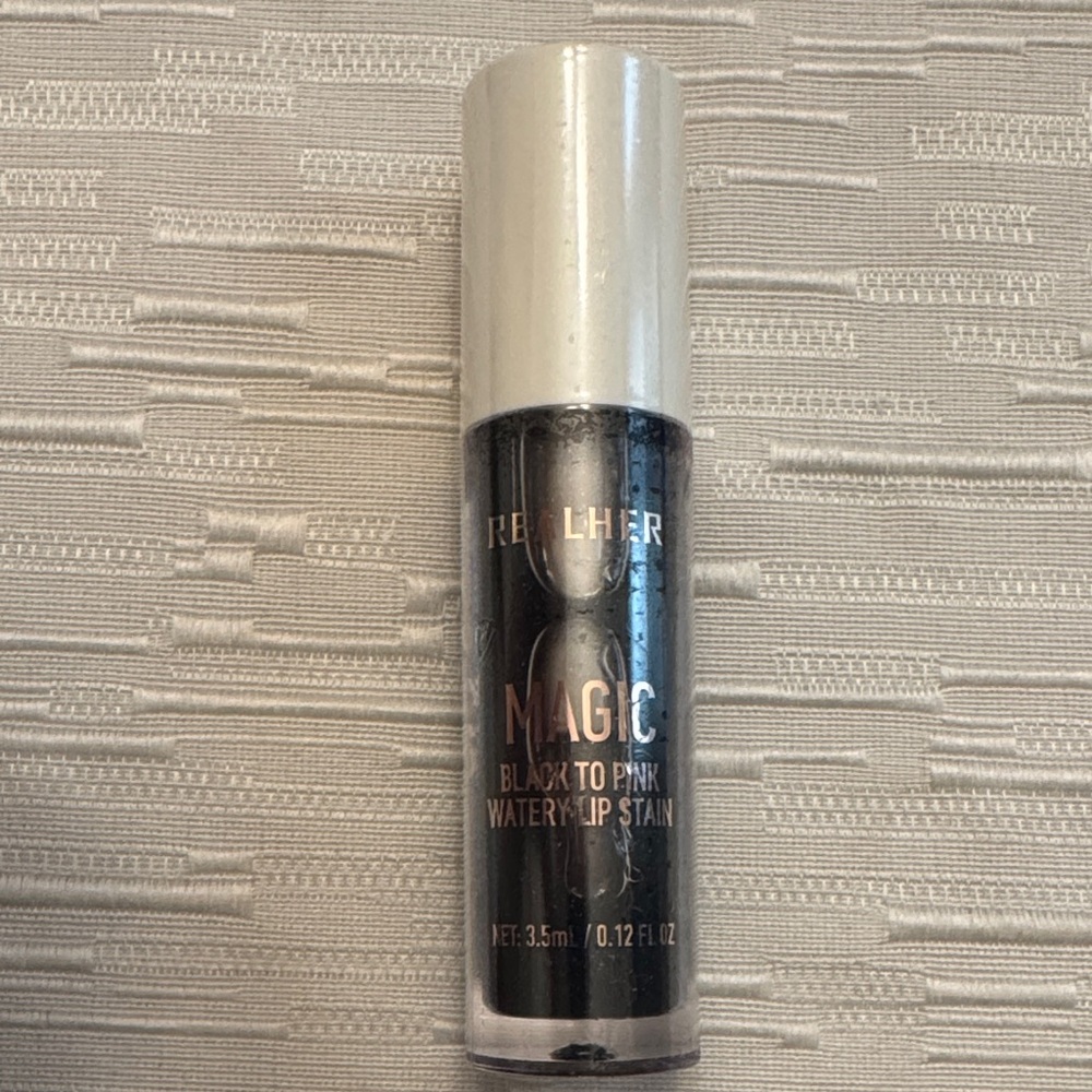 RealHer Magic Transforming Lip Stain